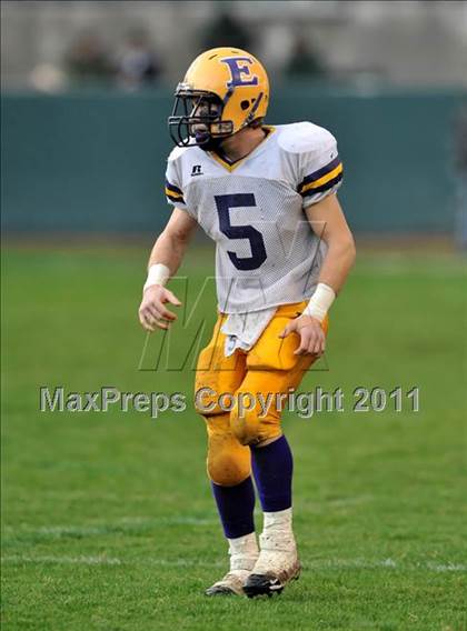 Thumbnail 3 in Madison vs. Escalon (CIF State D3 Final) photogallery.
