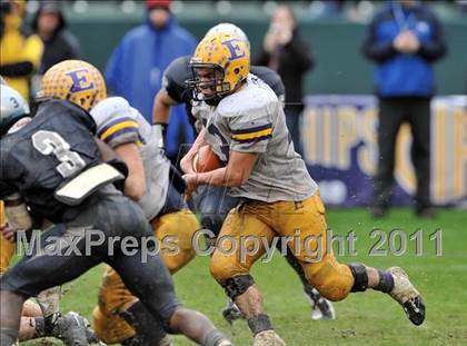Thumbnail 3 in Madison vs. Escalon (CIF State D3 Final) photogallery.