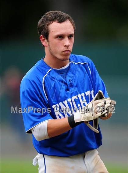 Thumbnail 1 in Southington vs. South Windsor (CIAC Class LL Semifinal) photogallery.