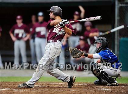 Thumbnail 2 in Southington vs. South Windsor (CIAC Class LL Semifinal) photogallery.
