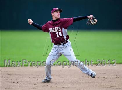 Thumbnail 1 in Southington vs. South Windsor (CIAC Class LL Semifinal) photogallery.