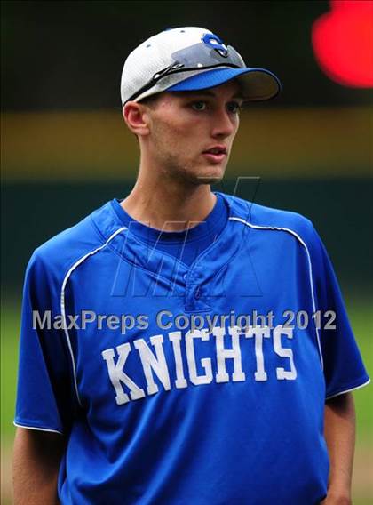 Thumbnail 1 in Southington vs. South Windsor (CIAC Class LL Semifinal) photogallery.