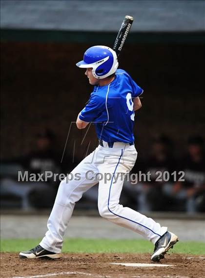 Thumbnail 3 in Southington vs. South Windsor (CIAC Class LL Semifinal) photogallery.