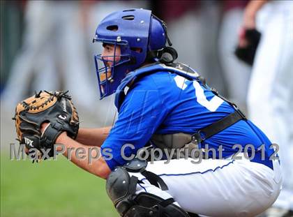 Thumbnail 3 in Southington vs. South Windsor (CIAC Class LL Semifinal) photogallery.