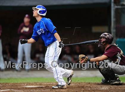 Thumbnail 3 in Southington vs. South Windsor (CIAC Class LL Semifinal) photogallery.