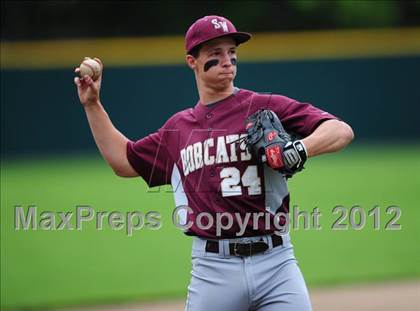 Thumbnail 2 in Southington vs. South Windsor (CIAC Class LL Semifinal) photogallery.