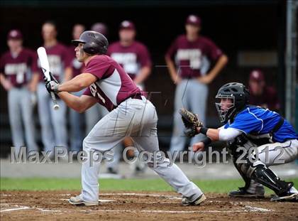 Thumbnail 3 in Southington vs. South Windsor (CIAC Class LL Semifinal) photogallery.