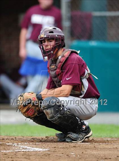 Thumbnail 2 in Southington vs. South Windsor (CIAC Class LL Semifinal) photogallery.
