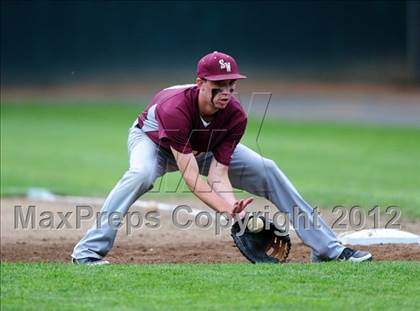 Thumbnail 1 in Southington vs. South Windsor (CIAC Class LL Semifinal) photogallery.