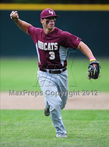 Thumbnail 3 in Southington vs. South Windsor (CIAC Class LL Semifinal) photogallery.