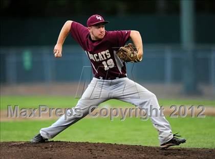 Thumbnail 2 in Southington vs. South Windsor (CIAC Class LL Semifinal) photogallery.