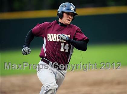 Thumbnail 1 in Southington vs. South Windsor (CIAC Class LL Semifinal) photogallery.
