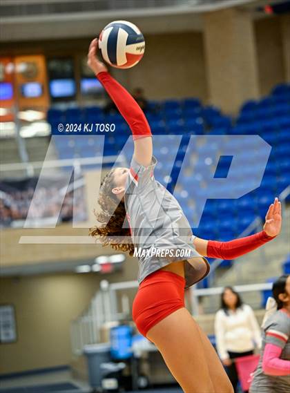 Thumbnail 2 in Taft @ Warren photogallery.