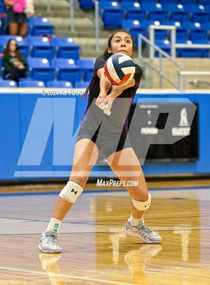 Thumbnail 2 in Taft @ Warren photogallery.