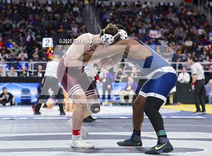 Thumbnail 1 in NYSPHSAA Finals (Round 1) photogallery.