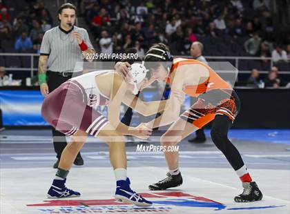Thumbnail 1 in NYSPHSAA Finals (Round 1) photogallery.
