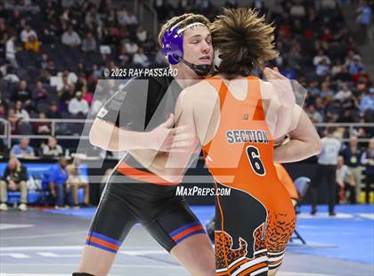 Thumbnail 1 in NYSPHSAA Finals (Round 1) photogallery.