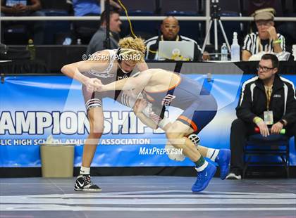 Thumbnail 2 in NYSPHSAA Finals (Round 1) photogallery.