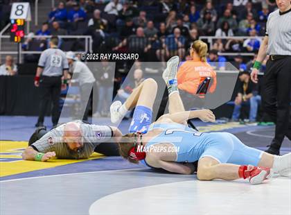 Thumbnail 2 in NYSPHSAA Finals (Round 1) photogallery.