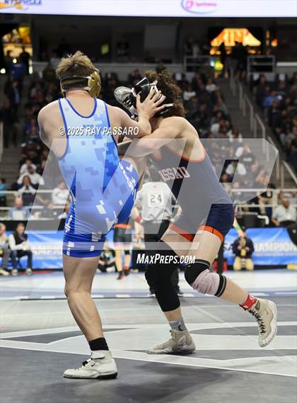 Thumbnail 2 in NYSPHSAA Finals (Round 1) photogallery.