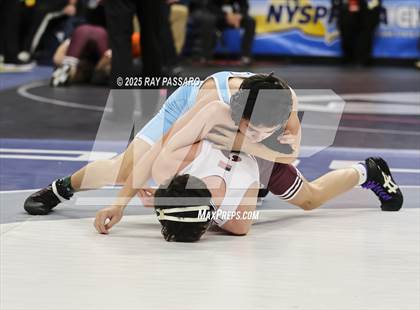 Thumbnail 1 in NYSPHSAA Finals (Round 1) photogallery.