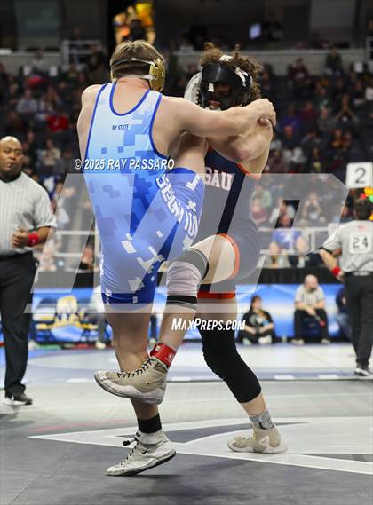 Thumbnail 3 in NYSPHSAA Finals (Round 1) photogallery.