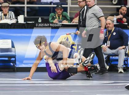 Thumbnail 2 in NYSPHSAA Finals (Round 1) photogallery.