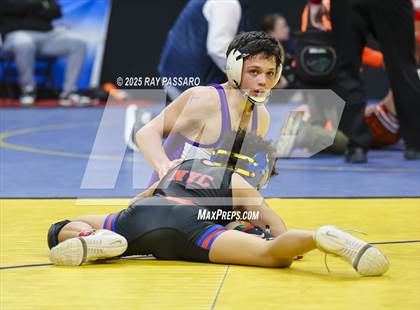 Thumbnail 3 in NYSPHSAA Finals (Round 1) photogallery.