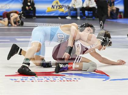 Thumbnail 3 in NYSPHSAA Finals (Round 1) photogallery.