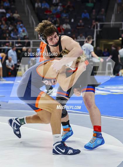 Thumbnail 2 in NYSPHSAA Finals (Round 1) photogallery.