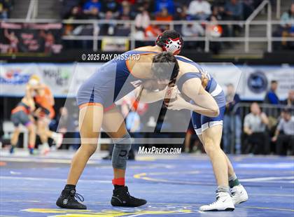 Thumbnail 1 in NYSPHSAA Finals (Round 1) photogallery.