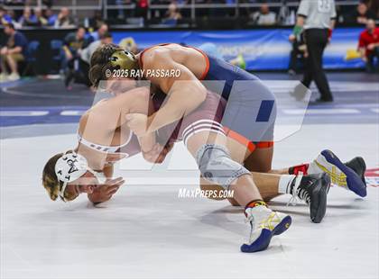 Thumbnail 3 in NYSPHSAA Finals (Round 1) photogallery.