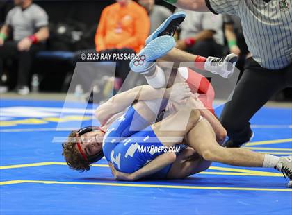 Thumbnail 2 in NYSPHSAA Finals (Round 1) photogallery.