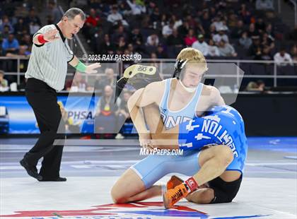 Thumbnail 3 in NYSPHSAA Finals (Round 1) photogallery.