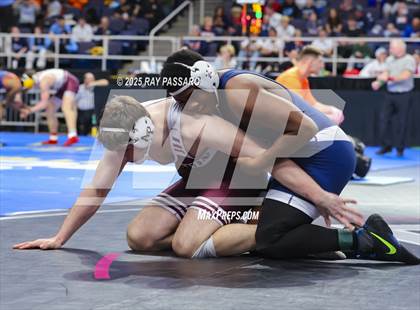 Thumbnail 3 in NYSPHSAA Finals (Round 1) photogallery.