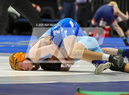 Thumbnail 2 in NYSPHSAA Finals (Round 1) photogallery.