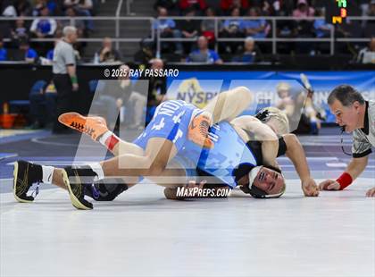 Thumbnail 3 in NYSPHSAA Finals (Round 1) photogallery.