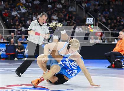 Thumbnail 1 in NYSPHSAA Finals (Round 1) photogallery.