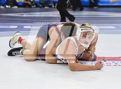 Thumbnail 1 in NYSPHSAA Finals (Round 1) photogallery.