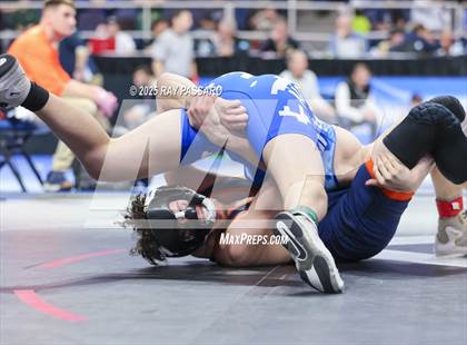 Thumbnail 1 in NYSPHSAA Finals (Round 1) photogallery.