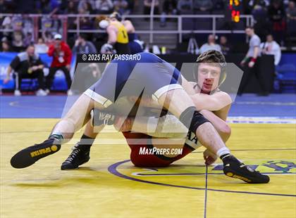 Thumbnail 3 in NYSPHSAA Finals (Round 1) photogallery.
