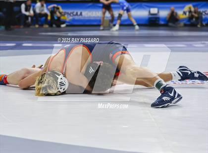 Thumbnail 1 in NYSPHSAA Finals (Round 1) photogallery.