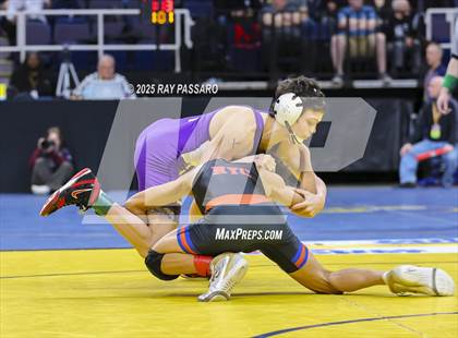 Thumbnail 1 in NYSPHSAA Finals (Round 1) photogallery.
