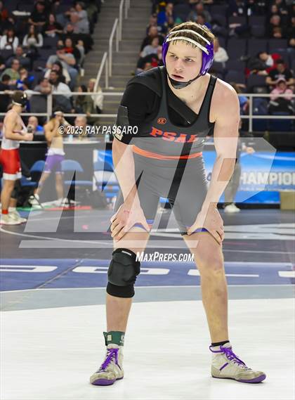 Thumbnail 3 in NYSPHSAA Finals (Round 1) photogallery.