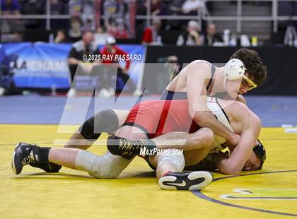 Thumbnail 2 in NYSPHSAA Finals (Round 1) photogallery.