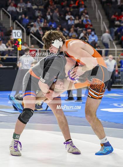 Thumbnail 2 in NYSPHSAA Finals (Round 1) photogallery.