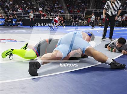 Thumbnail 1 in NYSPHSAA Finals (Round 1) photogallery.