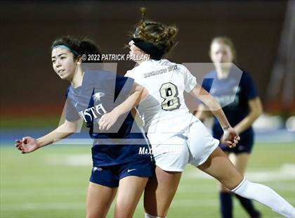 Thumbnail 3 in Archbishop Mitty @ Vista del Lago photogallery.
