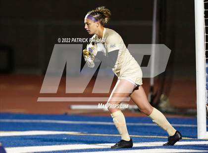 Thumbnail 1 in Archbishop Mitty @ Vista del Lago photogallery.