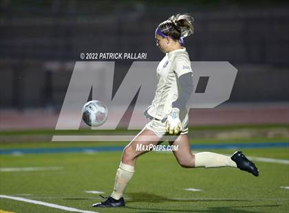 Thumbnail 3 in Archbishop Mitty @ Vista del Lago photogallery.